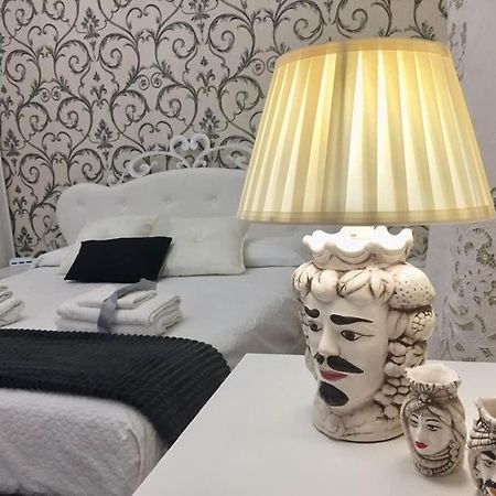 Il Giardino Apartment Canicatti Luaran gambar