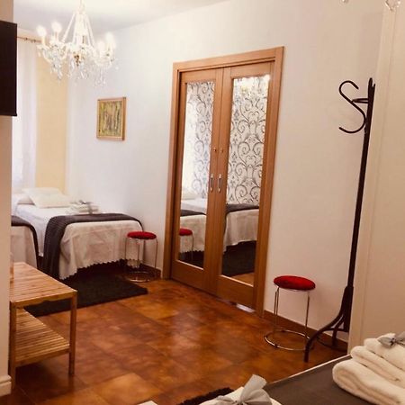 Il Giardino Apartment Canicatti Luaran gambar
