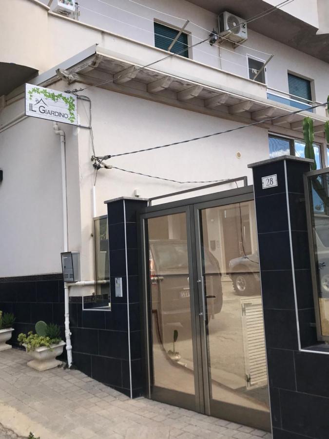 Il Giardino Apartment Canicatti Luaran gambar